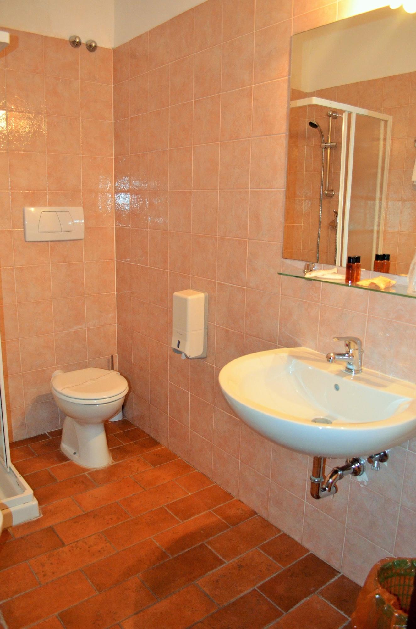 Hotel Oasi Neumann Cortona Dış mekan fotoğraf