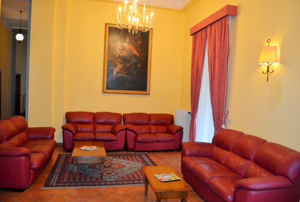 Hotel Oasi Neumann Cortona Dış mekan fotoğraf