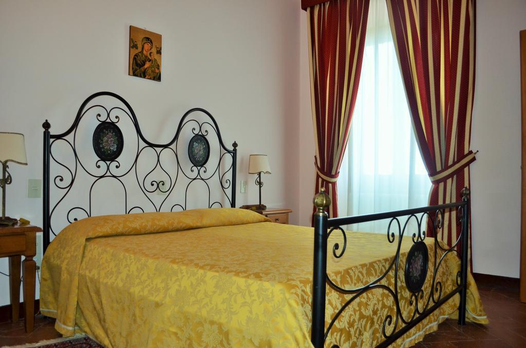 Hotel Oasi Neumann Cortona Dış mekan fotoğraf