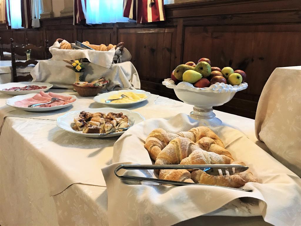 Hotel Oasi Neumann Cortona Dış mekan fotoğraf