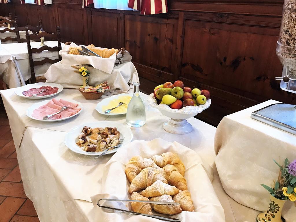 Hotel Oasi Neumann Cortona Dış mekan fotoğraf