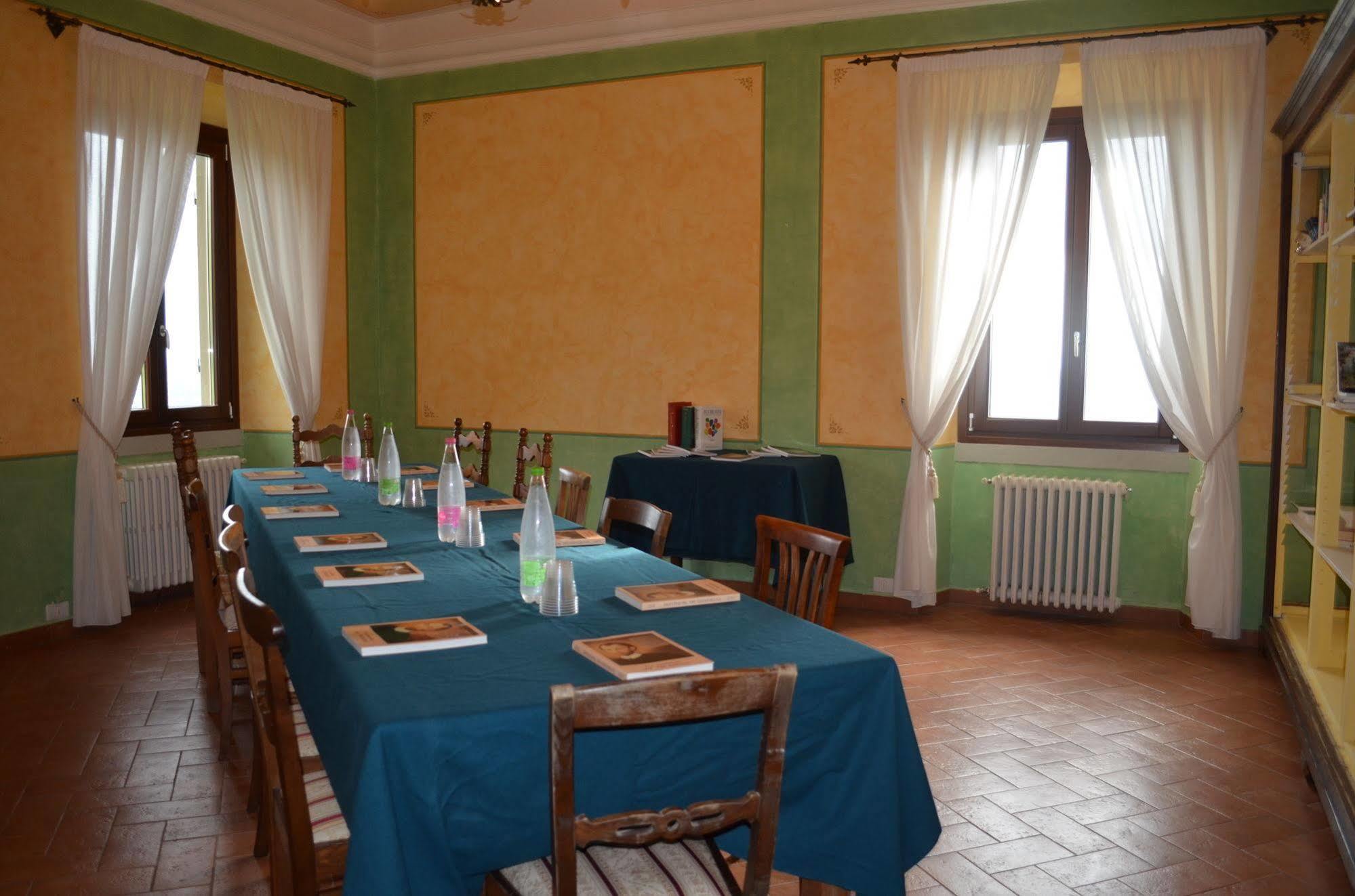 Hotel Oasi Neumann Cortona Dış mekan fotoğraf